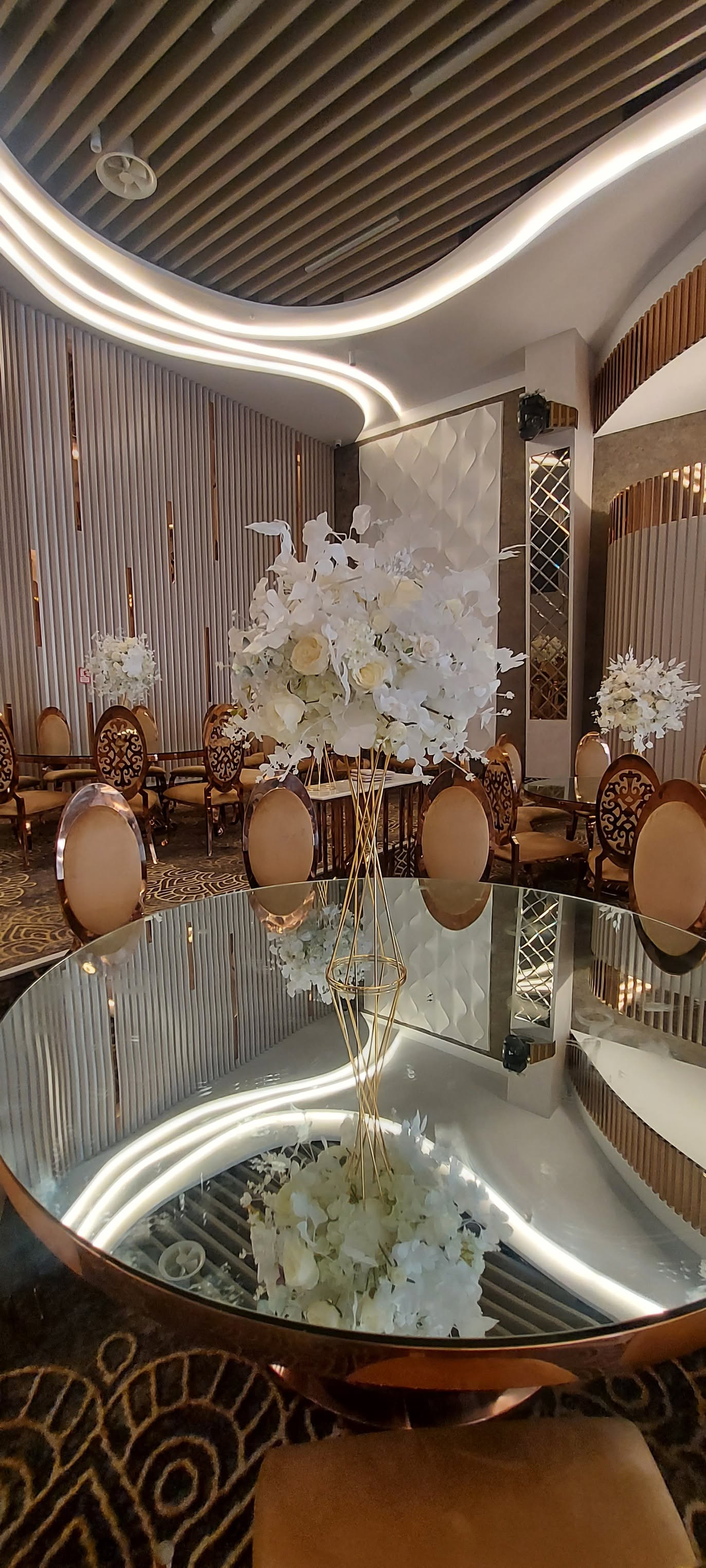 La Castel — Grand Ballroom — 9