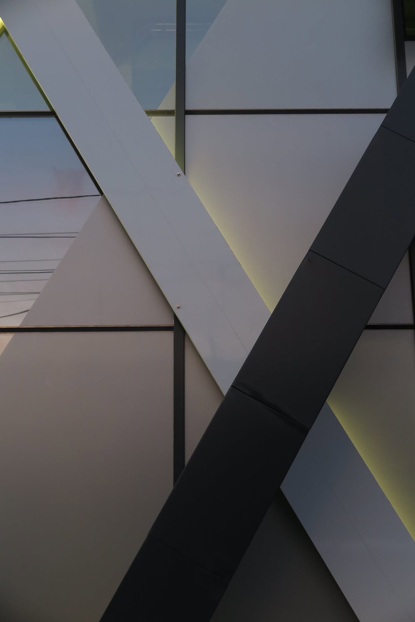 FLUX Tătărași — frame 6