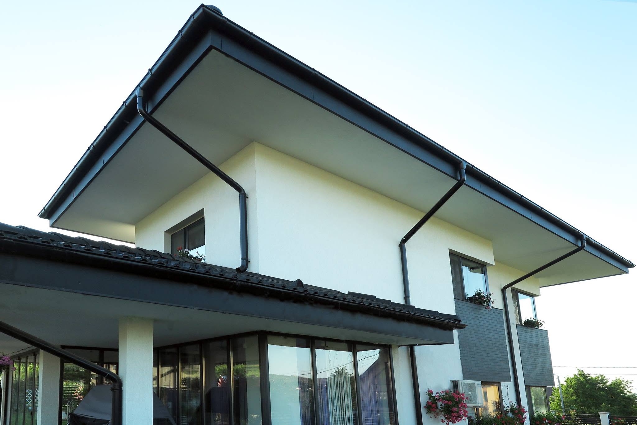 HC Residence — frame 6