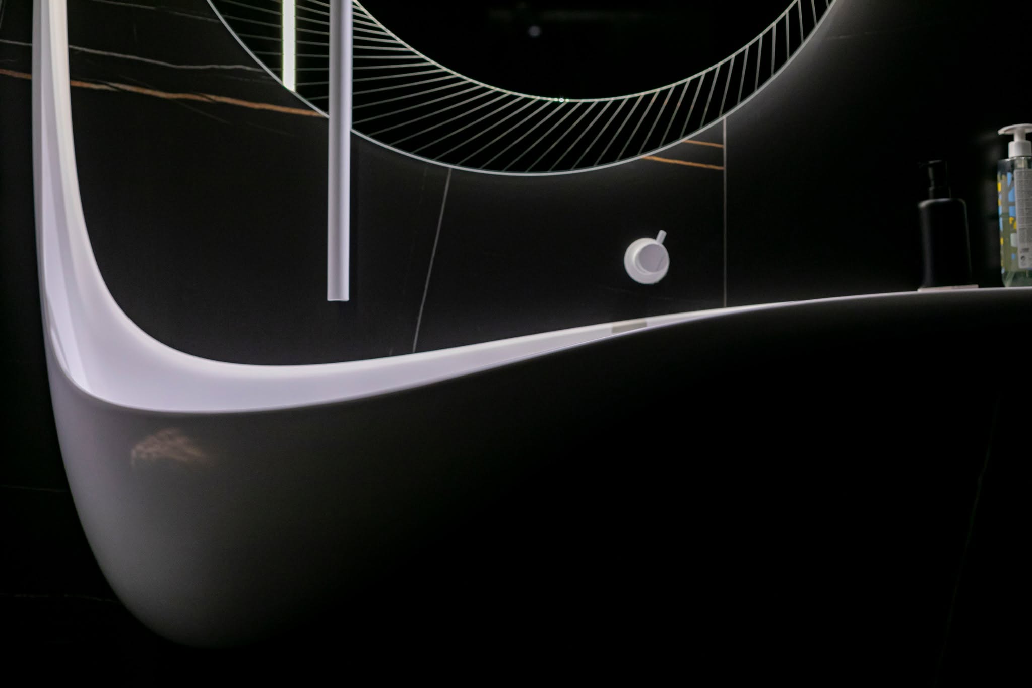 Obsidian — Sculptural Bath — 6