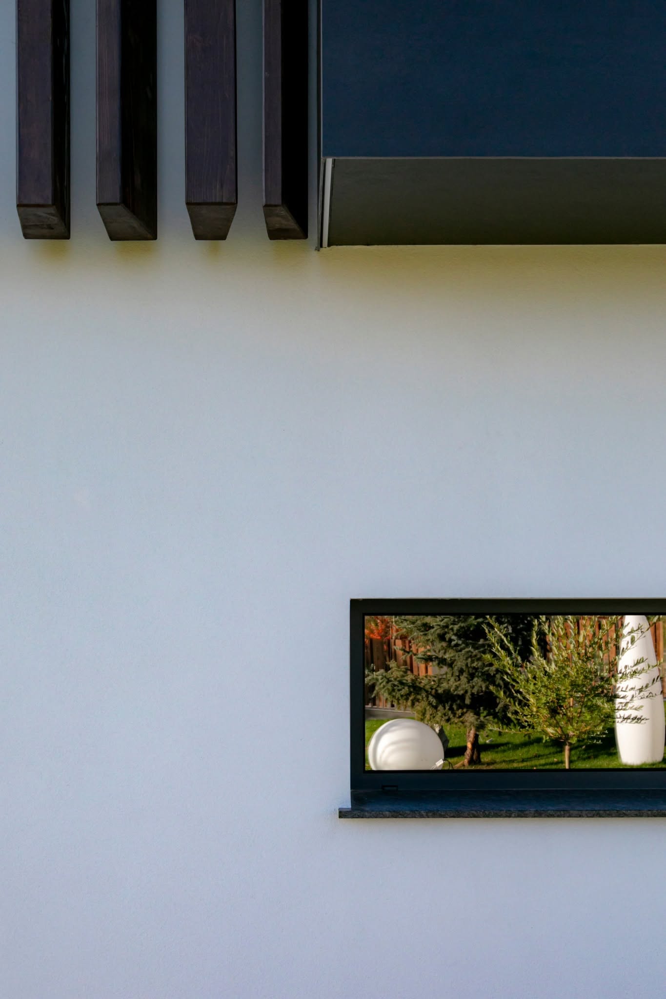 Brise-Soleil Residence — 5