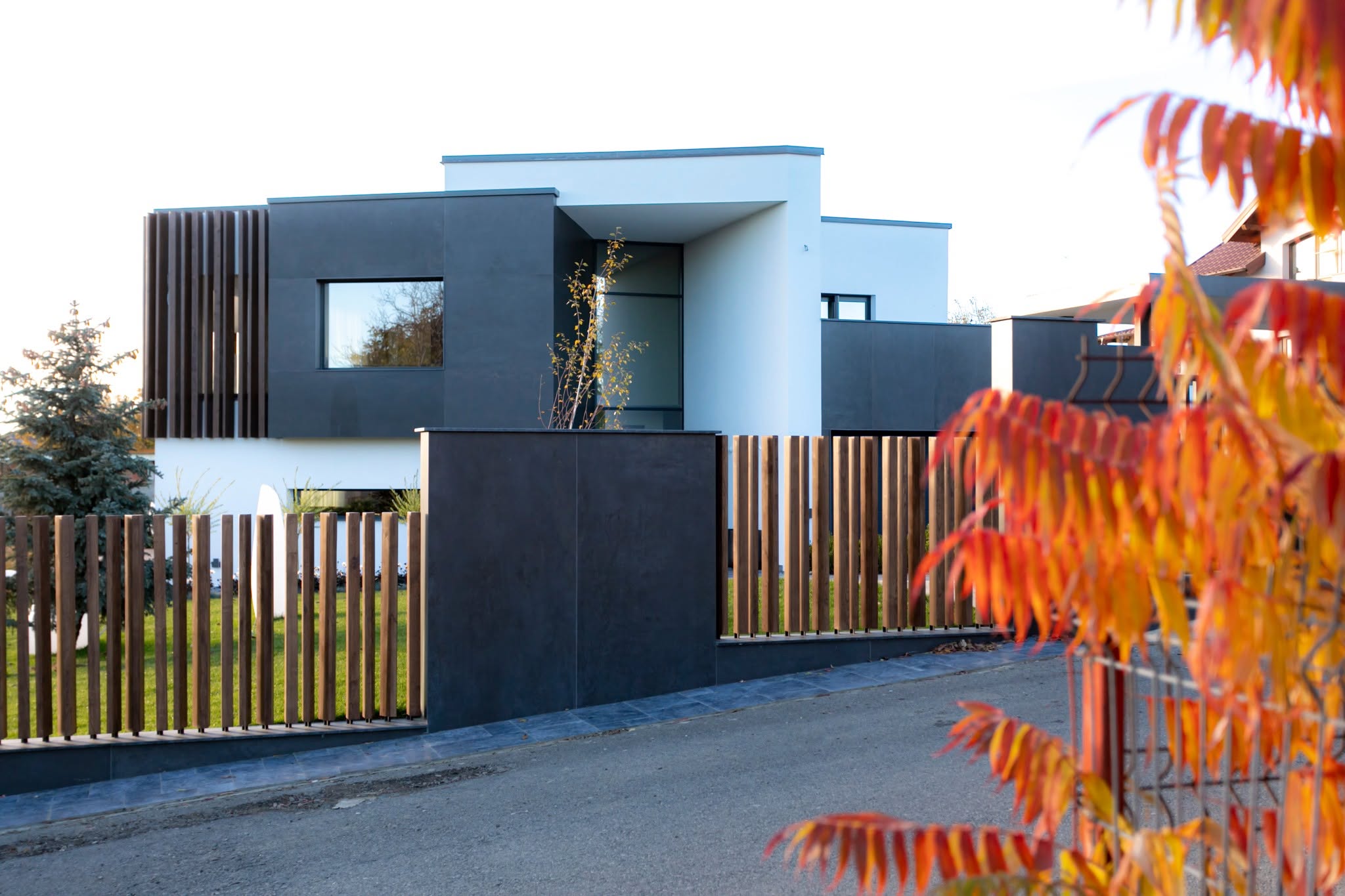 Brise-Soleil Residence — 9
