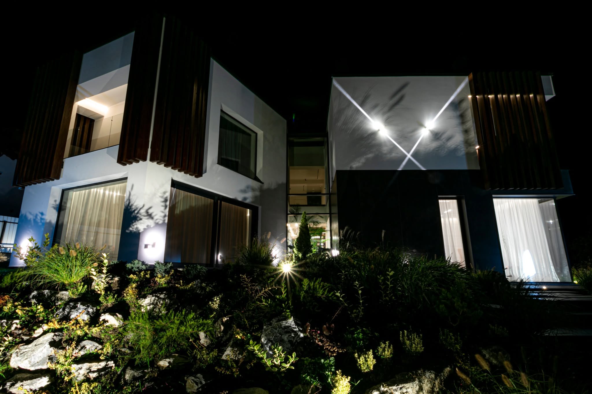 Brise-Soleil Residence — 12