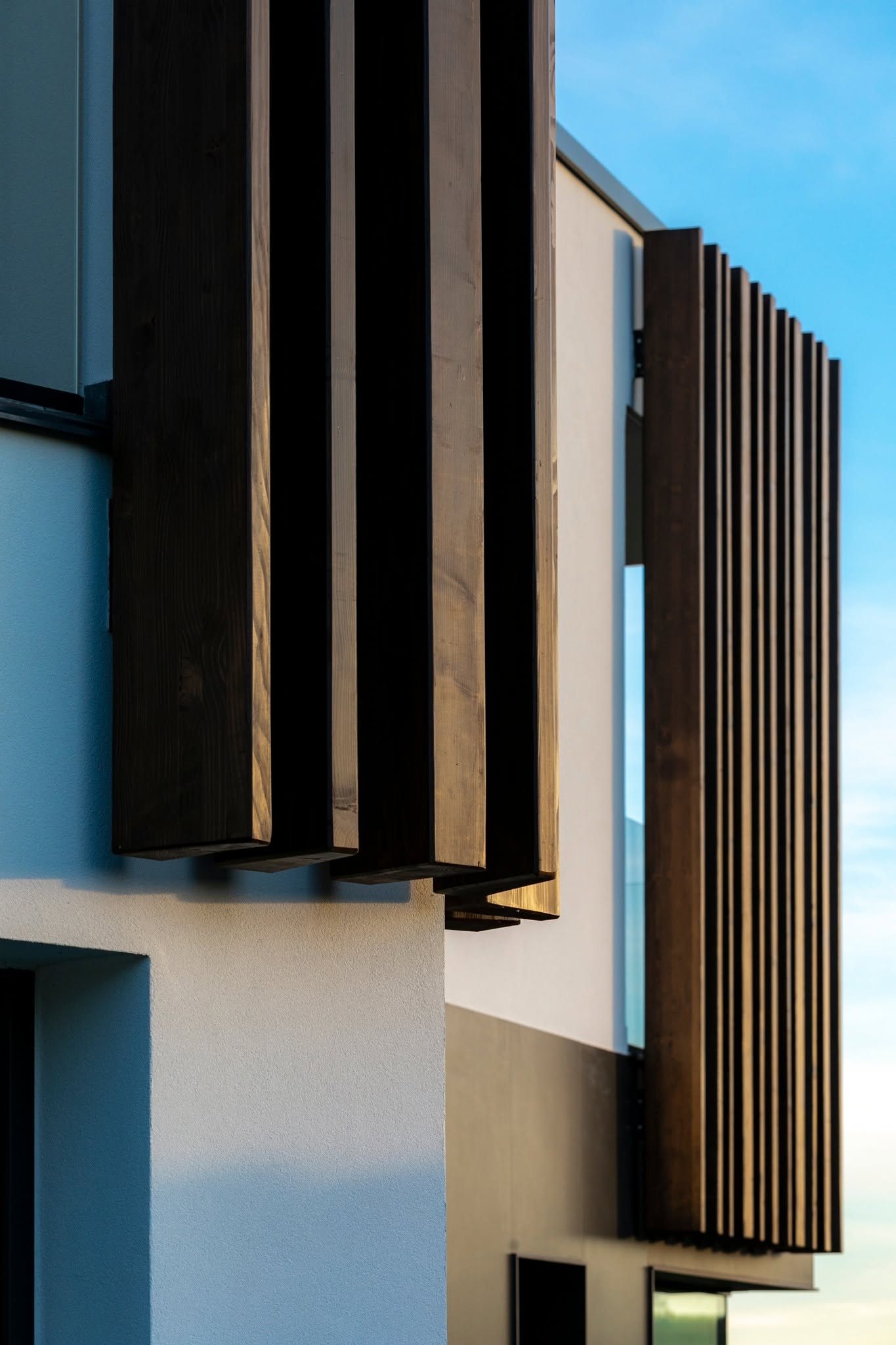 Brise-Soleil Residence — 14