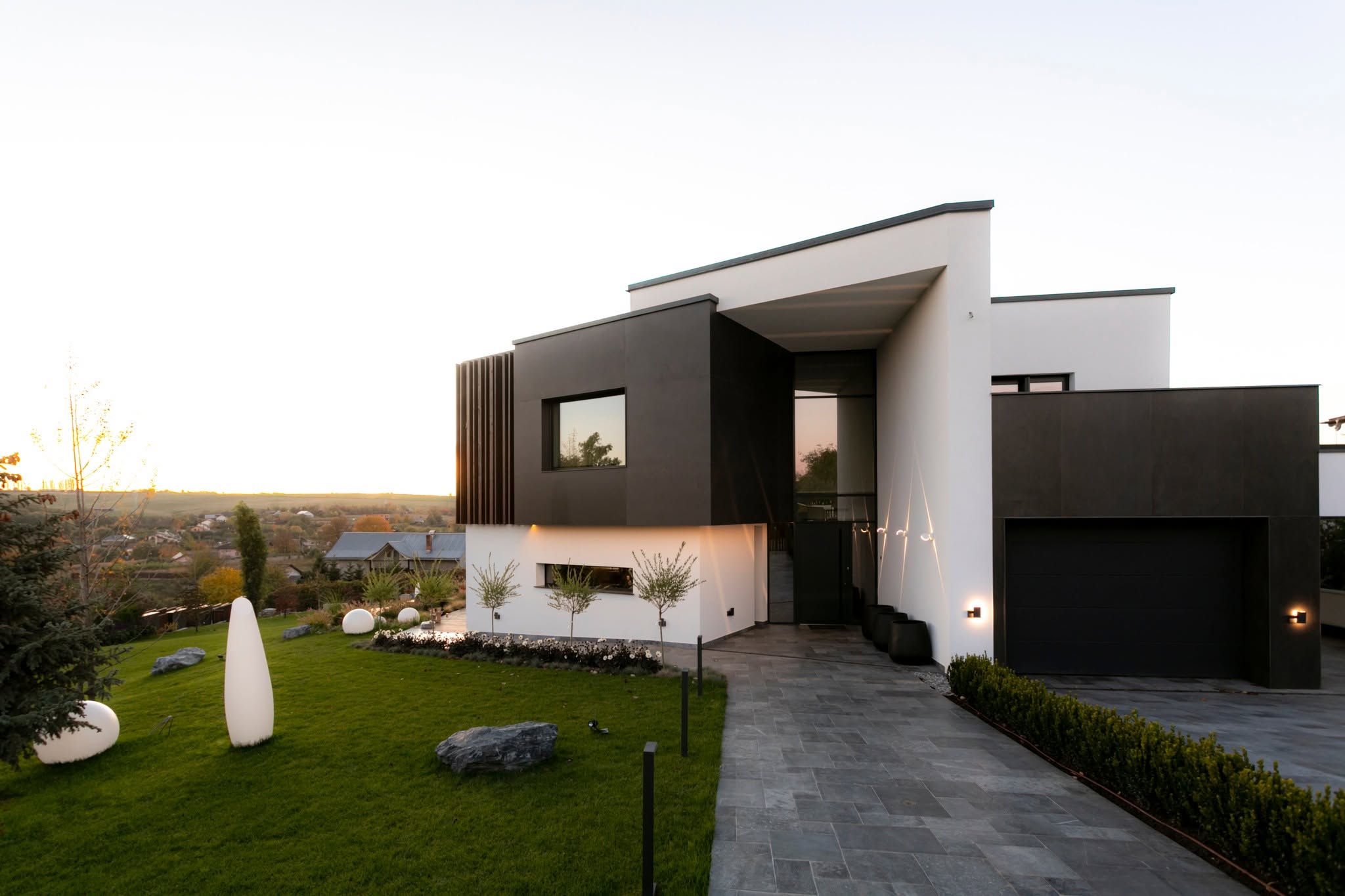 Brise-Soleil Residence — 17